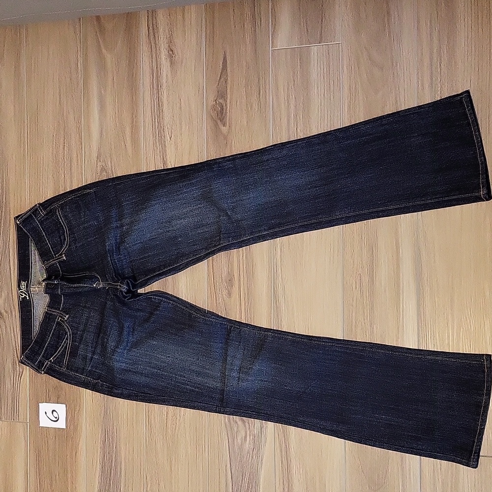 Old Navy The Diva Size 4 Long.